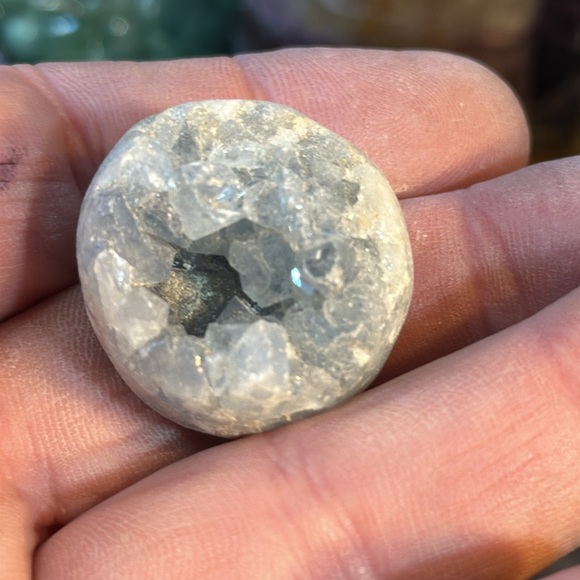 Blue Celestite Crystal Raw Stone! - Picture 3 of 4